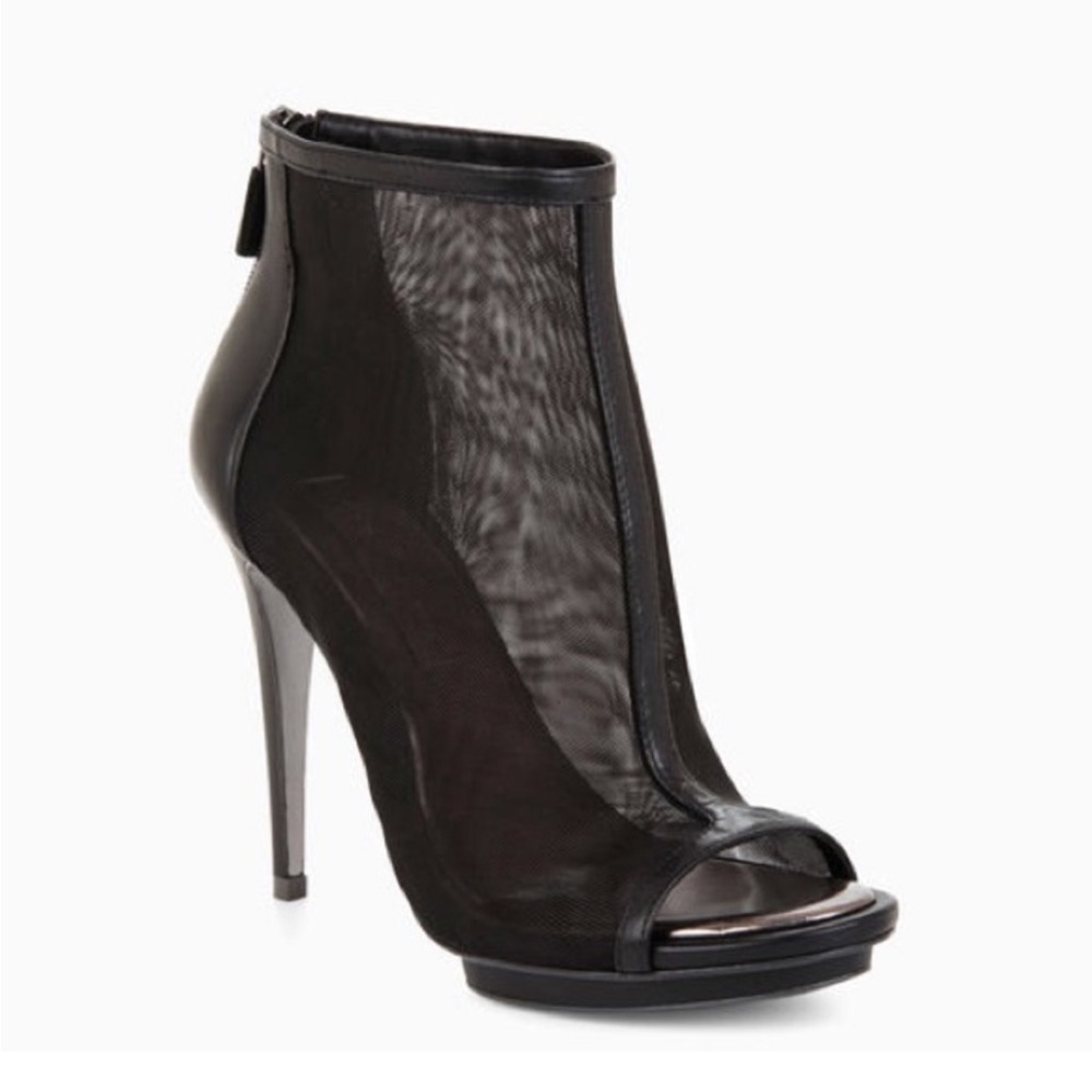 BCBG MaxAzria Gamma Boots